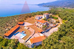 Commercial property 660 sq.m. for sale