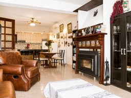 For sale used 2-bedroom residence with open-plan kitchen