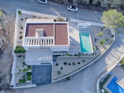 NEW CONSTRUCTION VILLA IN TEULADA, LOCATED IN THE BENIMEIT AREA