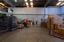 industrial building for sale in Náquera, 1342 m²