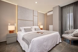 Modern 2-Bed Penthouse with Sea Views, Spacious Terrace & Stylish Bathroom