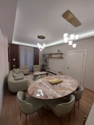 Zeytinburnu Veliefendi 3-Room Apartment for Sale