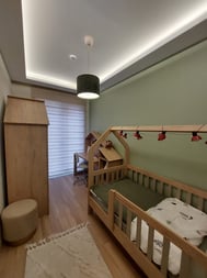 Zeytinburnu Veliefendi 3-Room Apartment for Sale