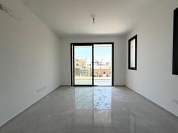 Apartment 75 sq.m. 2 rooms for sale