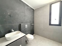 Apartment 75 sq.m. 2 rooms for sale