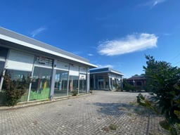 Villa & 2 warehouses for sale, Shijak-Durrës Road
