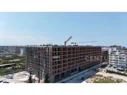 Studio apartment, 43.2 m², Golem!