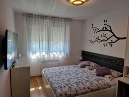 Apartment 129.7 m², 6 rooms for sale