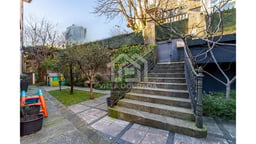 Characterful Furnished House, 6 Rooms, 630 m²