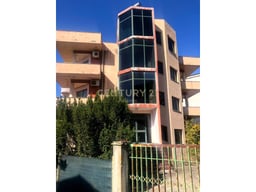 HOTEL FOR SALE 4 FLOORS ON THE MAIN ROAD